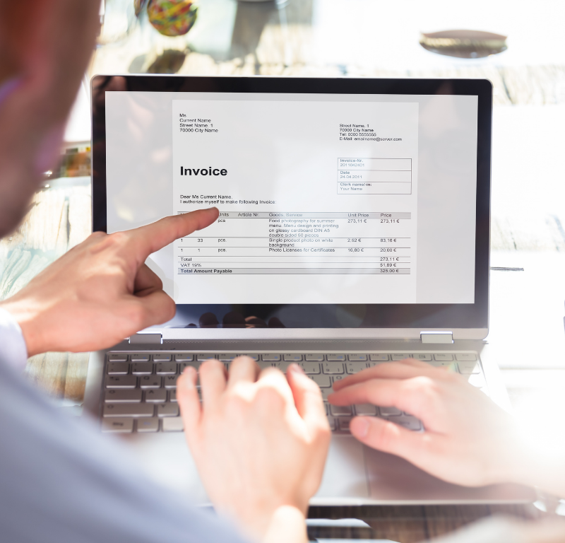 Factura electrónica obligatoria para empresas y autónomos en España