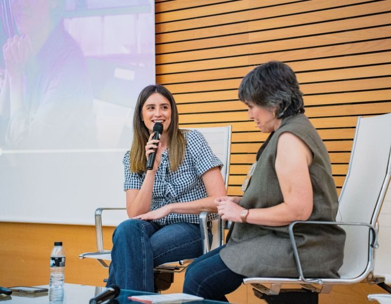 Innaforem participa en una entrevista en el escenario de ENCUENTRO +45, la feria de empleo sénior de Almería